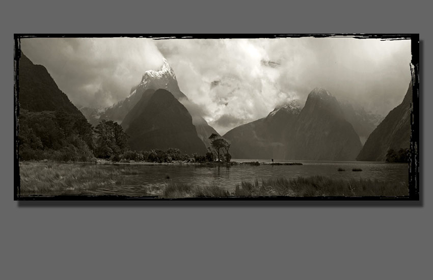  Milford Sound & Mitre Peak 