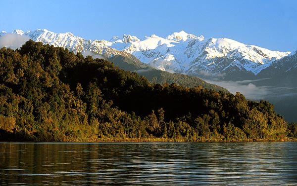 Serene NZ Lakes 